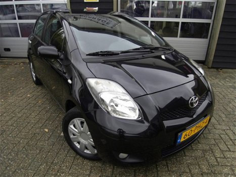 Toyota Yaris - 1.3 VVTi Aspiration automaatweinig km - 1