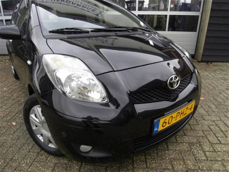 Toyota Yaris - 1.3 VVTi Aspiration automaatweinig km - 1