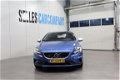 Volvo V40 - 2.0 D4 R-Design | Navigatie | Xenon | 19 inch LM Velgen | Climate control | - 1 - Thumbnail