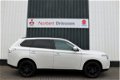 Mitsubishi Outlander - 2.0 CVT Intense Navi 18