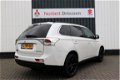 Mitsubishi Outlander - 2.0 CVT Intense Navi 18