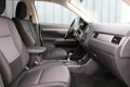 Mitsubishi Outlander - 2.0 CVT Intense Navi 18