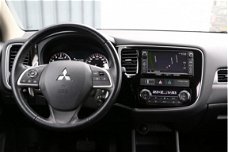 Mitsubishi Outlander - 2.0 CVT Intense Navi 18"