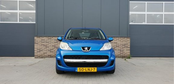 Peugeot 107 - 1.0-12V Urban Move - 1