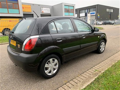 Kia Rio - 1.4 X-pect - 1