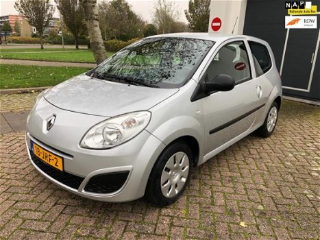 Renault Twingo - 1.2 Authentique Airco/elek-ramen/Nap/Apk/CV/CD/Trekhaak - 1