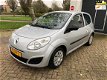 Renault Twingo - 1.2 Authentique Airco/elek-ramen/Nap/Apk/CV/CD/Trekhaak - 1 - Thumbnail