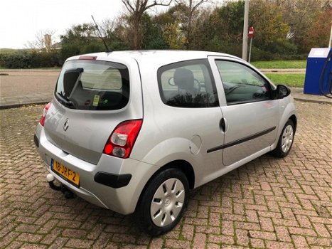 Renault Twingo - 1.2 Authentique Airco/elek-ramen/Nap/Apk/CV/CD/Trekhaak - 1