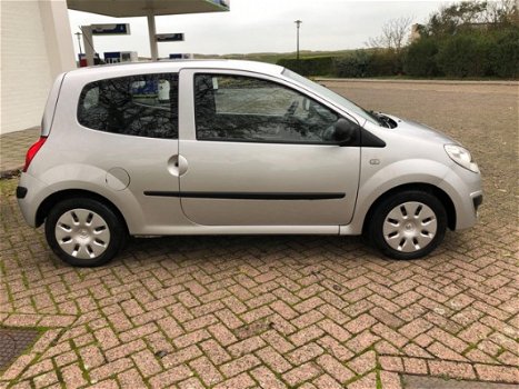 Renault Twingo - 1.2 Authentique Airco/elek-ramen/Nap/Apk/CV/CD/Trekhaak - 1