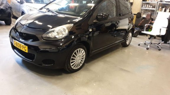 Toyota Aygo - 1.0-12V Access /Airco/Elek Pakket/Nw APK/Garantie/ - 1