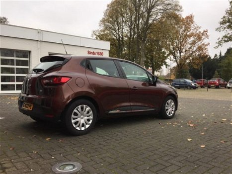 Renault Clio - 1.5 dCi ECO Expression INKL NAVI AIRCO GARANTIE EN AFL. KOSTEN - 1