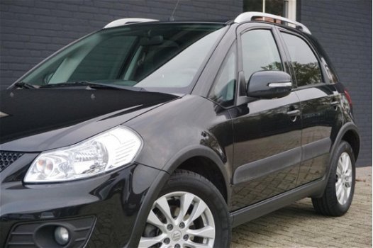 Suzuki SX4 - 1.6 Exclusive Leder-Navigatie-Climate Control-Keyless - 1