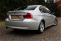 BMW 3-serie - 325i Automaat 218pk 6 cilinder Leder Xenon Airco - 1 - Thumbnail