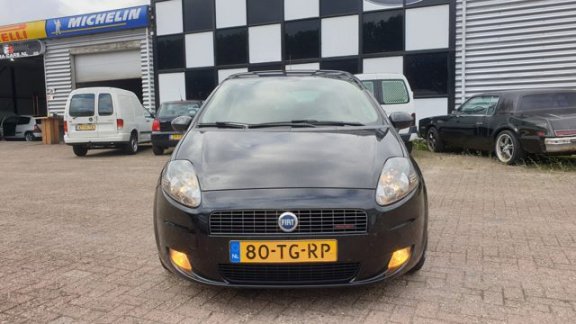 Fiat Grande Punto - 1.9 JTD Sport Nette en complete Punto 1.9 jtd sport - 1