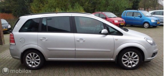 Opel Zafira - 1.8 Temptation - 1