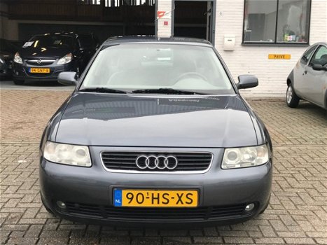 Audi A3 - 1.6 Attraction AUT/Climate/Cruise/4x EL.ram/NAP/ 5DR - 1