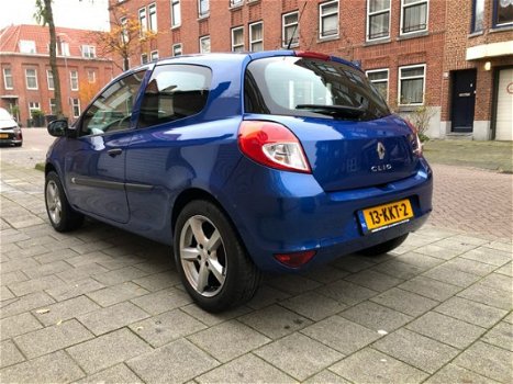 Renault Clio - 1.2 Special Line - 1