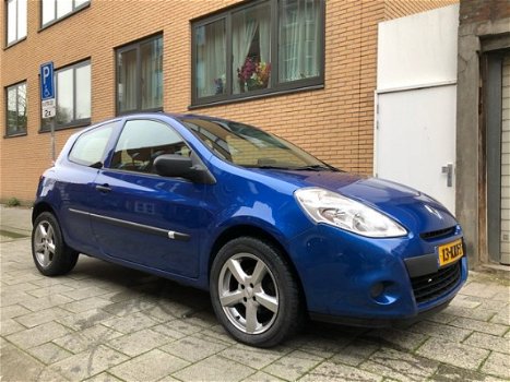 Renault Clio - 1.2 Special Line - 1