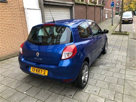 Renault Clio - 1.2 Special Line - 1