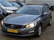 Volvo V60 - 2.0 D2 Kinetic Business - 1 - Thumbnail