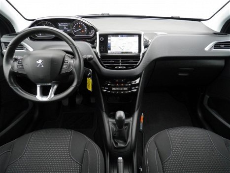 Peugeot 208 - Allure 1.2 VTI 110PK | NAVI | CLIMA | TREKHAAK - 1