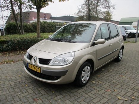 Renault Scénic - 1.6-16V Privilège Comfort - 1