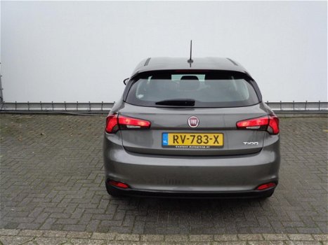 Fiat Tipo. - Hatchback 1.4 T-Jet 16V 120pk Business - 1