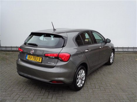 Fiat Tipo. - Hatchback 1.4 T-Jet 16V 120pk Business - 1