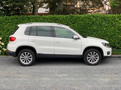 Volkswagen Tiguan - 1.4 TSI Sport&Style navigatie - 1