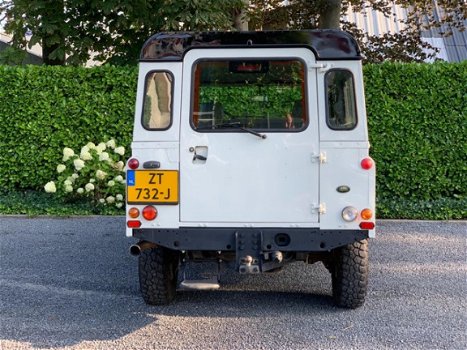Land Rover Defender - 2.5 TD5 110 SW E 9 Pers YOUNGTIMER - 1
