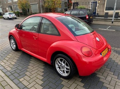 Volkswagen New Beetle - 2.0 Highline / nwe apk / NAP / netjes - 1