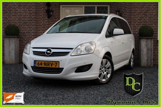 Opel Zafira - 1.8 16V Cosmo OPC / 7Prsn / Leder / Navi / BTW Auto / Dealeronderhouden - 1