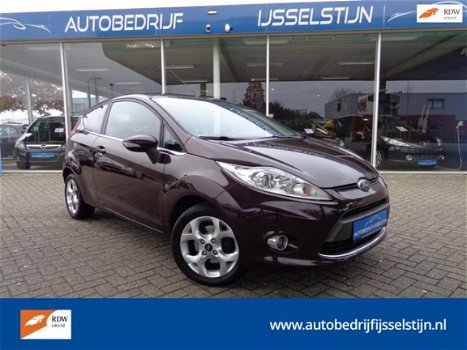 Ford Fiesta - 1.6 Titanium Climate Control / LM Velgen / Electr.Pakket - 1