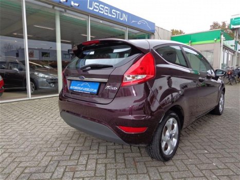 Ford Fiesta - 1.6 Titanium Climate Control / LM Velgen / Electr.Pakket - 1