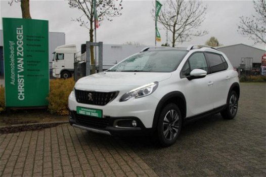 Peugeot 2008 - 1.2 PureTech Allure Panorama + Navigatie - 1