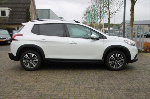 Peugeot 2008 - 1.2 PureTech Allure Panorama + Navigatie - 1