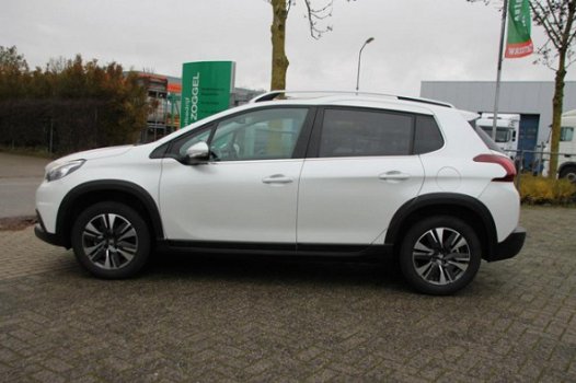 Peugeot 2008 - 1.2 PureTech Allure Panorama + Navigatie - 1