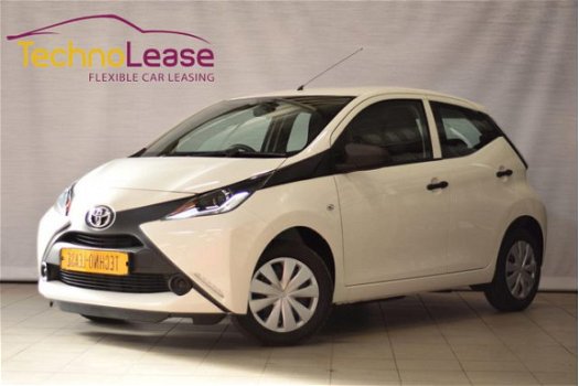 Toyota Aygo - 1.0 VVTI X-FUN COOLWHITE 5-DEURS AIRCO - 1