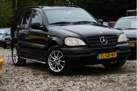 Mercedes-Benz M-klasse - 320 AUT. LEER/AIRCO/DAK/APK - 1