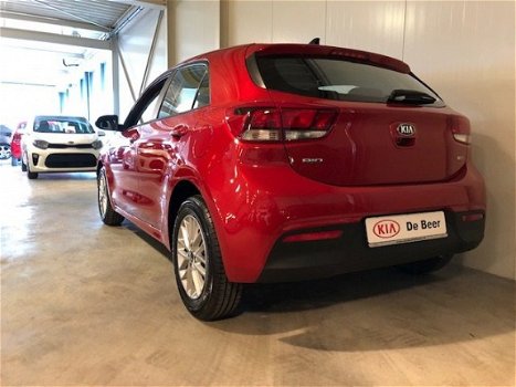 Kia Rio - 1.0 T-GDI 101pk DynamicLine *ACTIE* Navigatie - 1