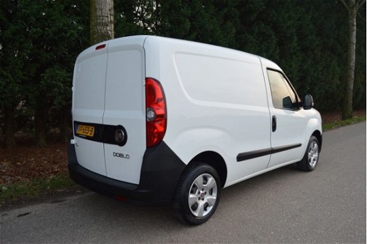 Fiat Doblò Cargo - 1.3 M-Jet 90pk Airco Leaset 68 p/m, Airco, Volledig onderhouds historie aanwezig - 1