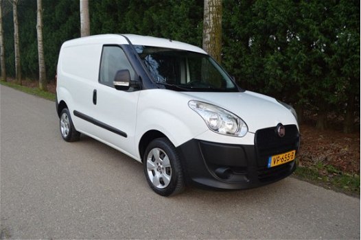 Fiat Doblò Cargo - 1.3 M-Jet 90pk Airco Leaset 68 p/m, Airco, Volledig onderhouds historie aanwezig - 1