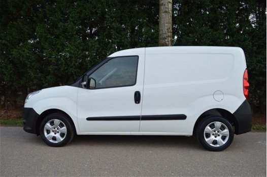 Fiat Doblò Cargo - 1.3 M-Jet 90pk Airco Leaset 68 p/m, Airco, Volledig onderhouds historie aanwezig - 1