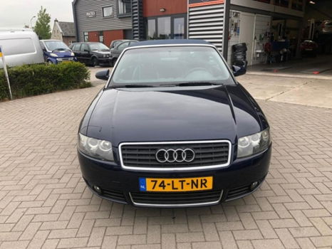 Audi A4 Cabriolet - 2.4 V6 Exclusive Nette onderhouden auto - 1