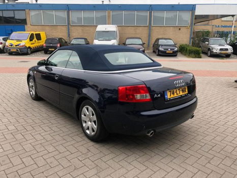 Audi A4 Cabriolet - 2.4 V6 Exclusive Nette onderhouden auto - 1