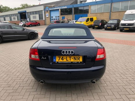 Audi A4 Cabriolet - 2.4 V6 Exclusive Nette onderhouden auto - 1