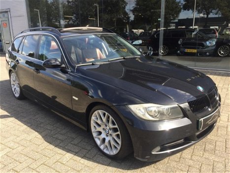 BMW 3-serie Touring - 330D High Executive Bomvol - 1