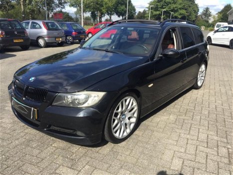 BMW 3-serie Touring - 330D High Executive Bomvol - 1