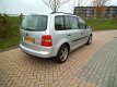 Volkswagen Touran - 1.6 Athene (DEALER ONDERHOUDEN) - 1 - Thumbnail