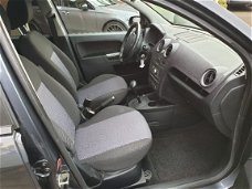 Ford Fusion - 1.6-16V Ghia